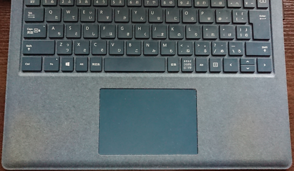 Surface Laptop 2のパームレスト